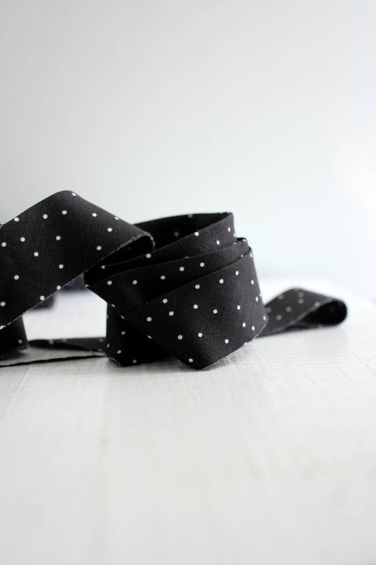 Pre-Made Quilt Binding | Black Dot
