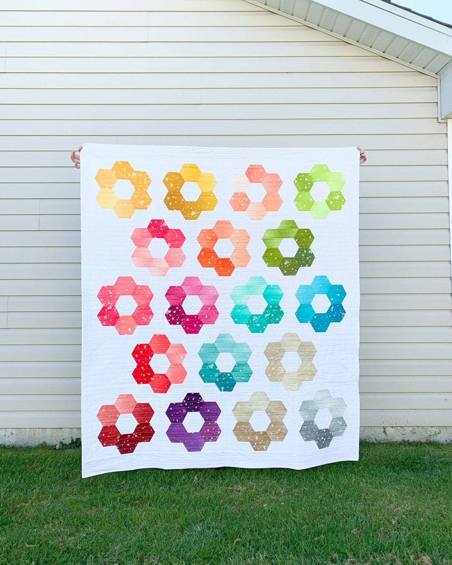 Hexie Blooms Quilt Pattern